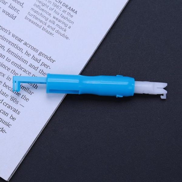 Sewing Machine Tools Compact Manual Needle Threader Embroidery Supplies For Sewing Machine Sew Thread with English Introduction 3
